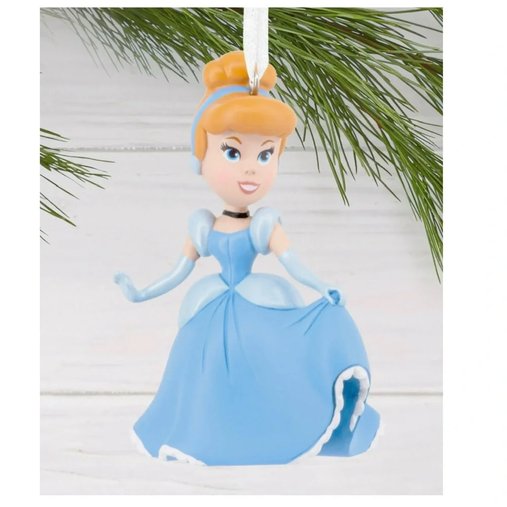 Hallmark Disney’s “Cinderella” Christmas Ornament (NWT)